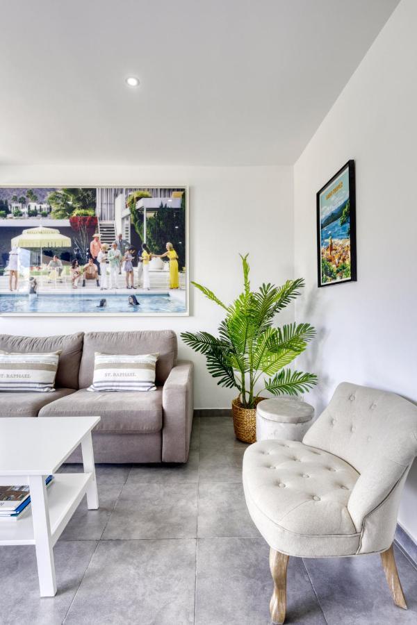 3 Rooms With Sea View Terraces In Peace Saint-Tropez Exterior photo