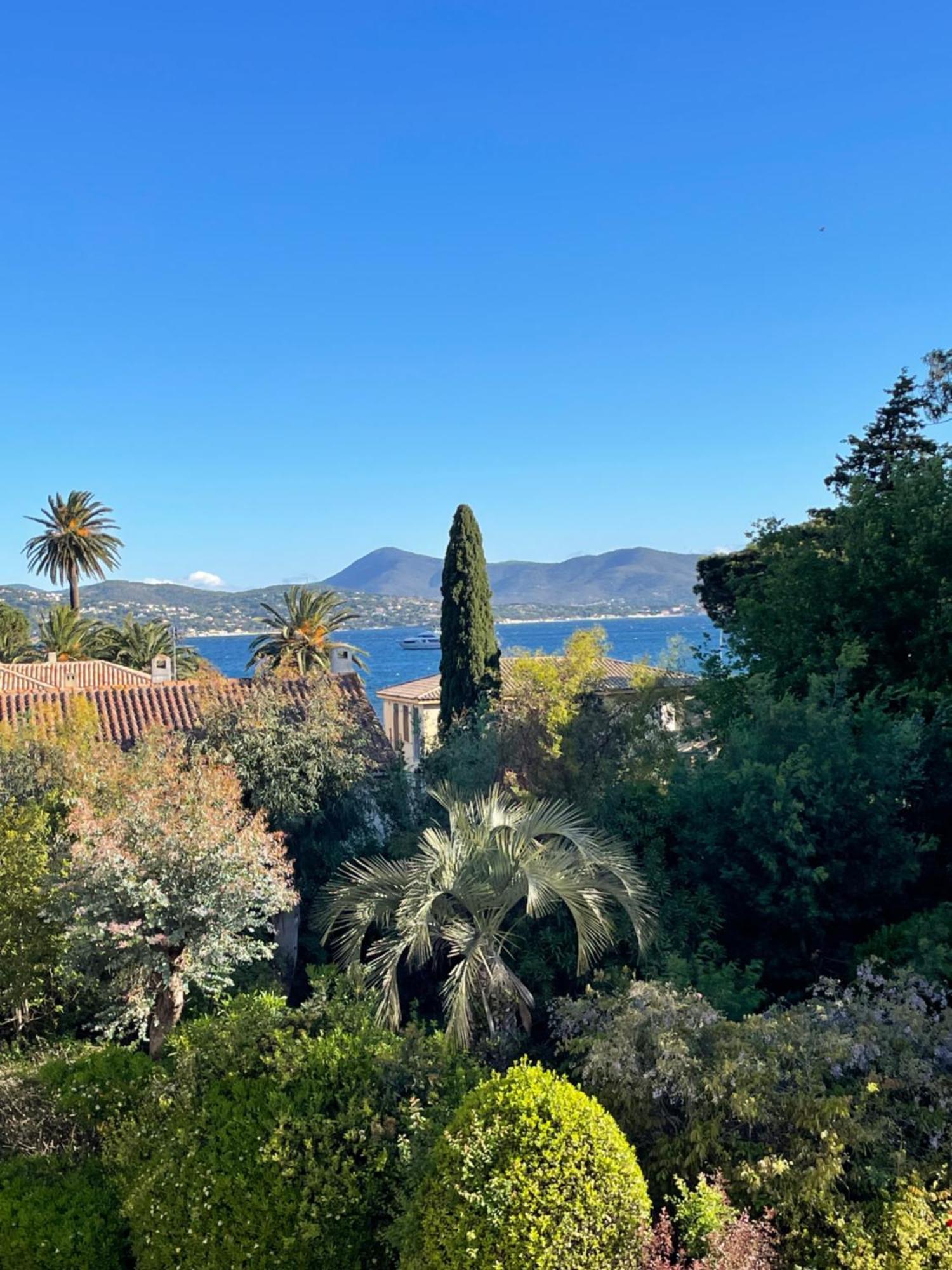 3 Rooms With Sea View Terraces In Peace Saint-Tropez Exterior photo
